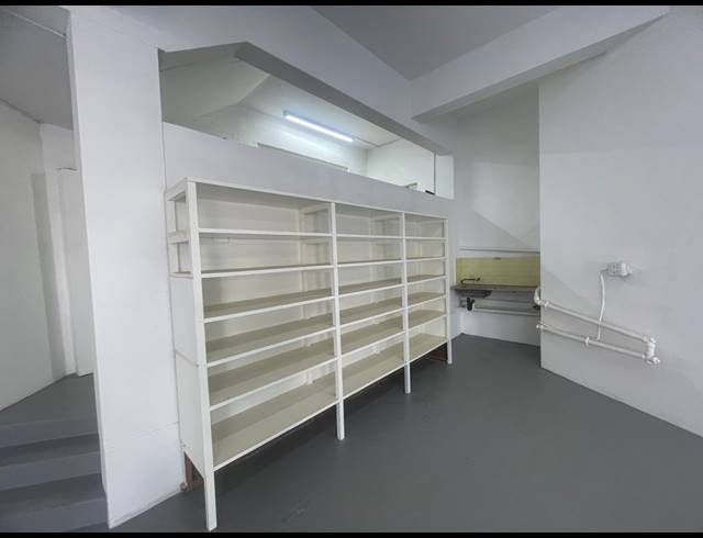 100M² BUSINESS TO LET IN SEA VIEW
